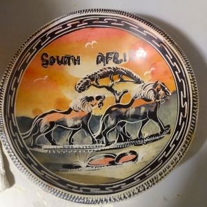 Shallow African 8" Pottery Bowl - Painted Animals Scenery Landscape